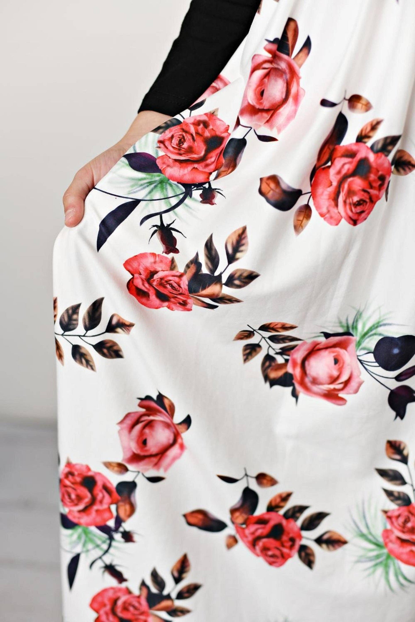 Kids Black Long Sleeve Rose Maxi Fall Dress: 10/12