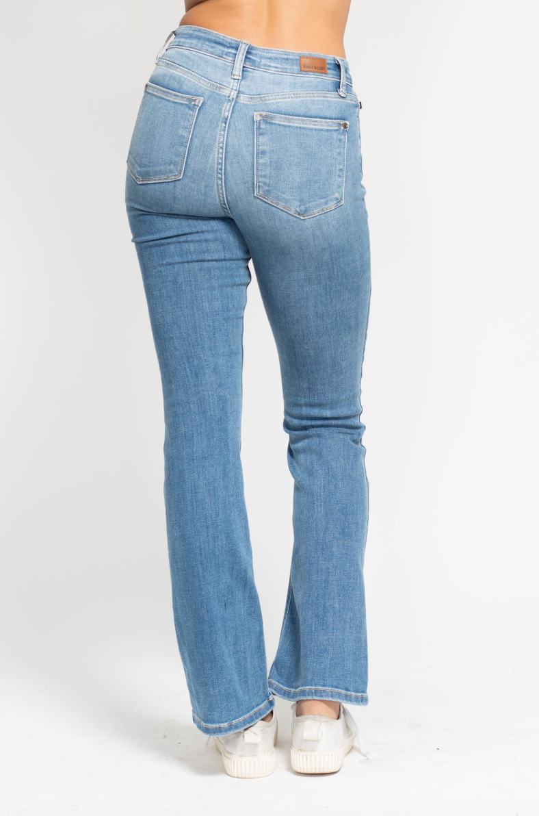 JUDY BLUE - High Waisted - Classic - Contrast Wash Bootcut