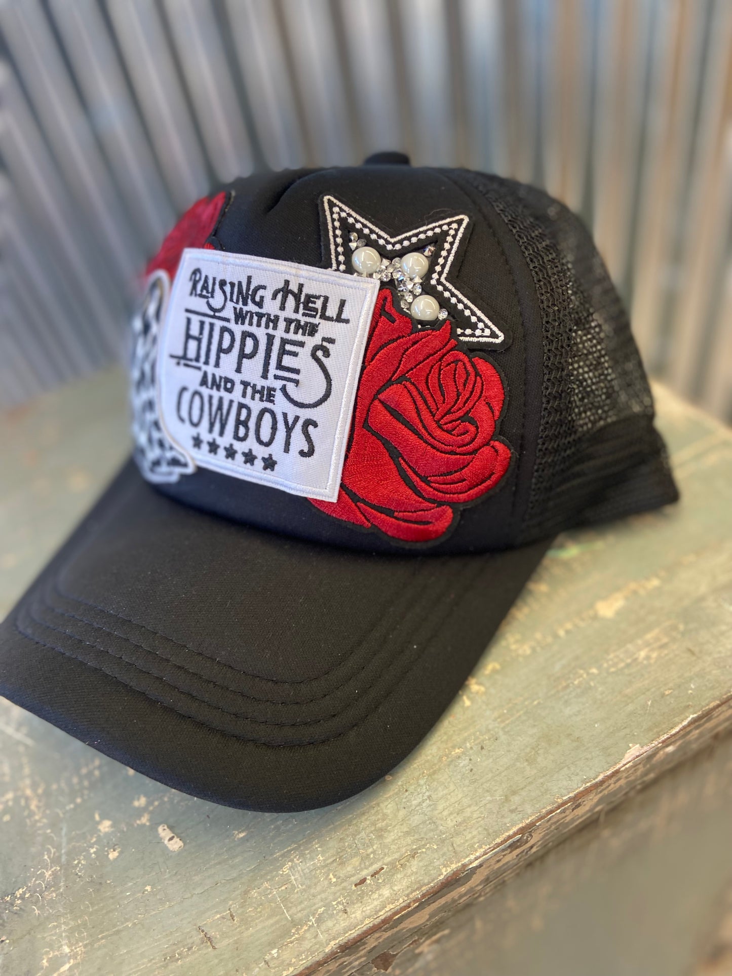 Hippies and Cowboys - Mesh - Snapback -Trucker Hat