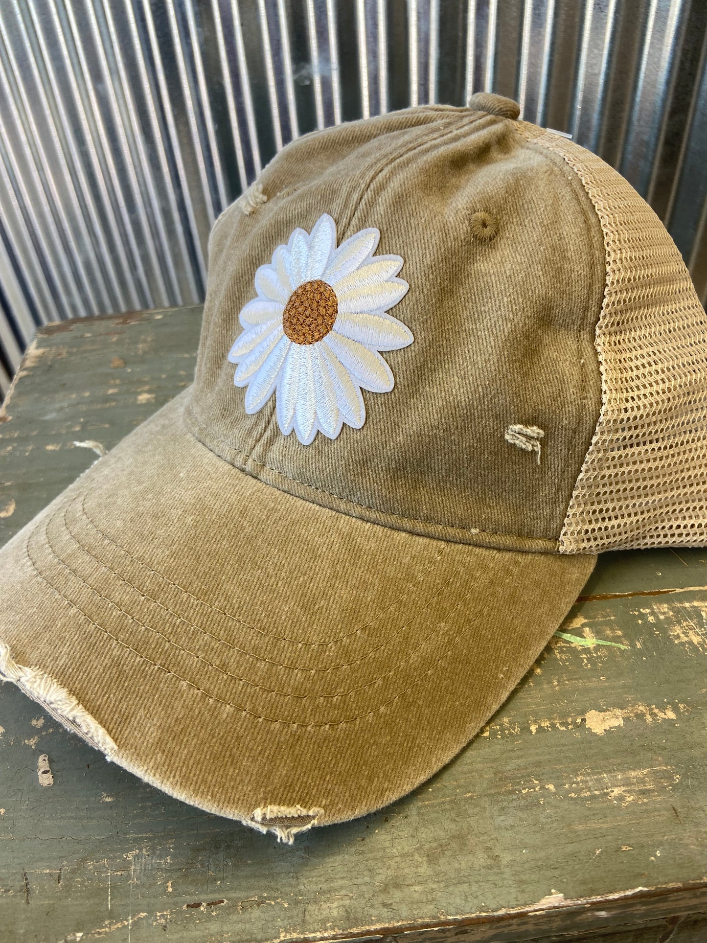 Daisy Low Profile Snapback Hat